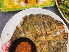 -肥肥虾庄·金牌油焖大虾(东湖欢乐谷店)