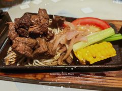 -穹六人间 people 6(岳阳路店)