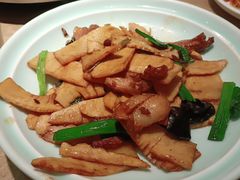 -宽鲜锅贴家常菜(永旺东部购物中心香港中路店)