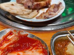 -唯成•韩国炭火烤肉 유성고기