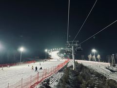 -鳌山滑雪度假区