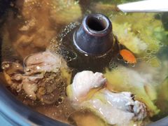 -云海肴·汽锅鸡·云南菜(天山百盛优客店)