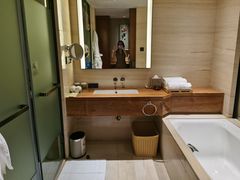 -广州汇华希尔顿逸林酒店
