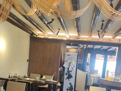 -菌自由丨野生菌火锅特色庭院餐厅(丽江古城店)