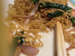 -街角等你.大连海鲜烧烤.经典铁板海鲜串(西安路店)