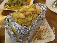 -两兄弟Song Pee Nong(2号店)