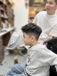 -巴伯尔男士理发馆