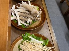 -阿山卓·野生菌火锅·纳西火塘烤肉