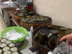 -丽华叶儿粑总汇