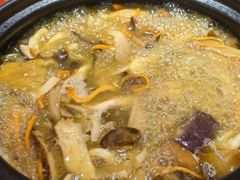-菌之家·专业纯野生菌火锅·特色炒菌