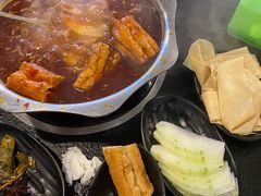 -川金楼烧鸡公(东城路店)