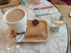-Plush大堂酒廊(北京金融街威斯汀大酒店)