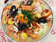 招牌海鲜骨煲-凤城康记饭店