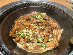 铁锅炖胖头鱼-咱屯子铁锅炖直营店(南湖大路店)