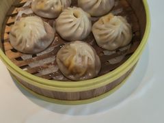 蟹黄小笼包-松鹤楼·非遗·苏帮菜(融科店)