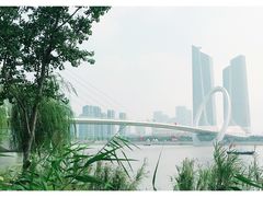 -南京眼步行桥