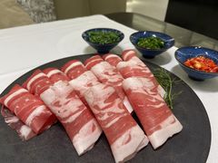 -红鼎豆捞·非遗鲍皇汤火锅(宝丰路店)