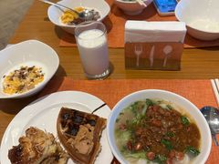 -亚龙湾希尔顿自助餐厅·海鲜·烧烤·沙滩BBQ·现场乐队