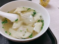 -周震馄饨