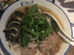 -美奈小馆·越南料理(中航城君尚购物中心店)