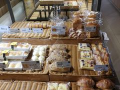-顶东面包花园·生日蛋糕(世博店)