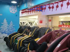 -鸿通城购物中心