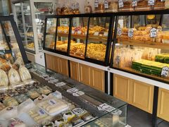 面包甜点陈列柜-聚利来食品(南戴河店)