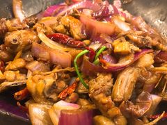 -胡须佬鸡煲四季火锅店(石厦西村直营店)