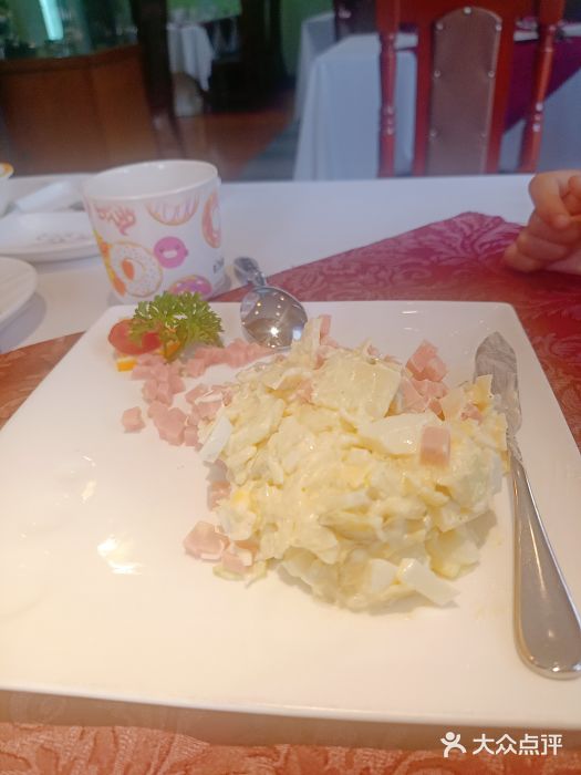 小白桦西餐厅火腿沙拉图片