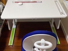 -moll学习桌椅(上海久光百货店)