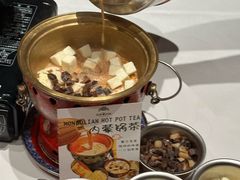 -百彦蒙古包·碳烤羊排·手抓羊肉(万江首店)
