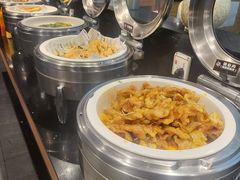 -汉金城海鲜烤肉自助百汇(威海威高广场店)