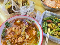 -二钢串叔麻辣烫(华龙大厦店)