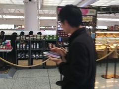 -星巴克(上海虹桥站2A检票口)