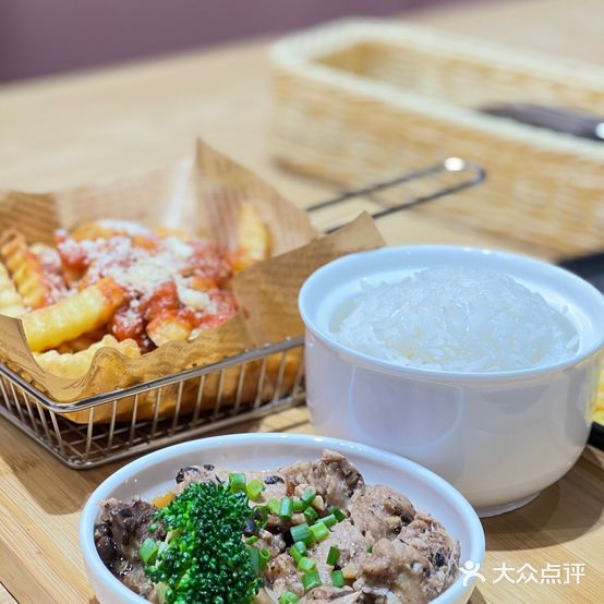 徐炳的食堂(东区店)