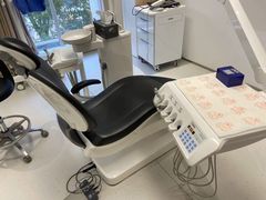 -常州现代口腔门诊部