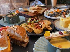 -HIGH FIVE哈福手工汉堡(桂林路店)