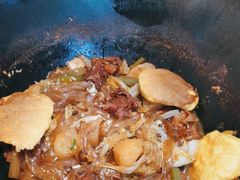 -哈尔滨烧烤·山河村铁锅炖(交大店)