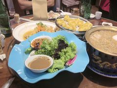 -那家老院子东北菜·饺子·小鸡炖蘑菇(艳华街店)