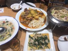大盘鸡带面&nbsp;小份-秦香阁·西北家常菜(徐汇日月光中心店)