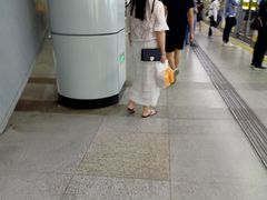-上海体育馆(地铁站)