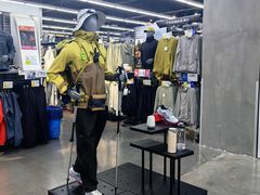 -迪卡侬(大英山店)