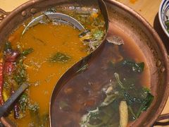 -洱火云南酸菜牛肉火锅(石景山当代商城店)