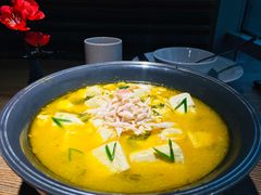 -蜜桃餐厅·伴山(湖滨商业街店)