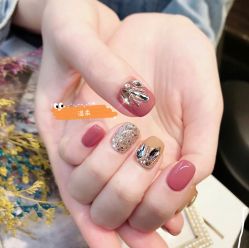 -悦指间美甲美睫