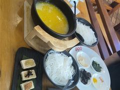 -桥香园过桥米线(国贸店)