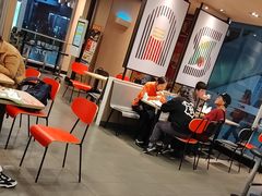 -麦当劳(轻轨曹杨路店)