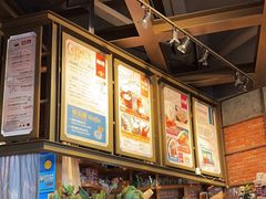 -玛格萝妮(汇智国际商业中心店)