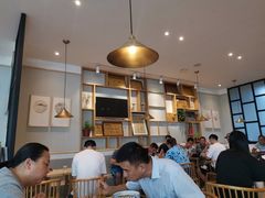 -镇南锅盖面馆(解放路店)