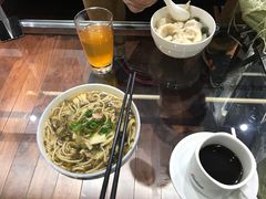 -浙江星杭奔驰4S店(海创园店)
